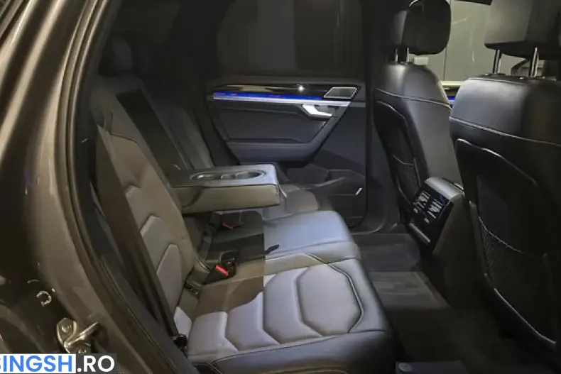 Volkswagen Touareg din 2023 cu 72.800 km - oferta VOL259338 - foto 8