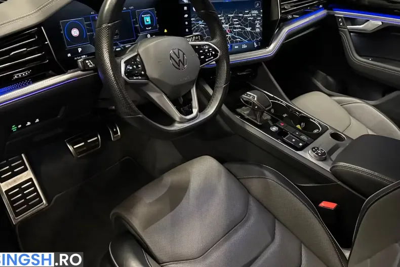 Volkswagen Touareg din 2023 cu 72.800 km - oferta VOL259338 - foto 10
