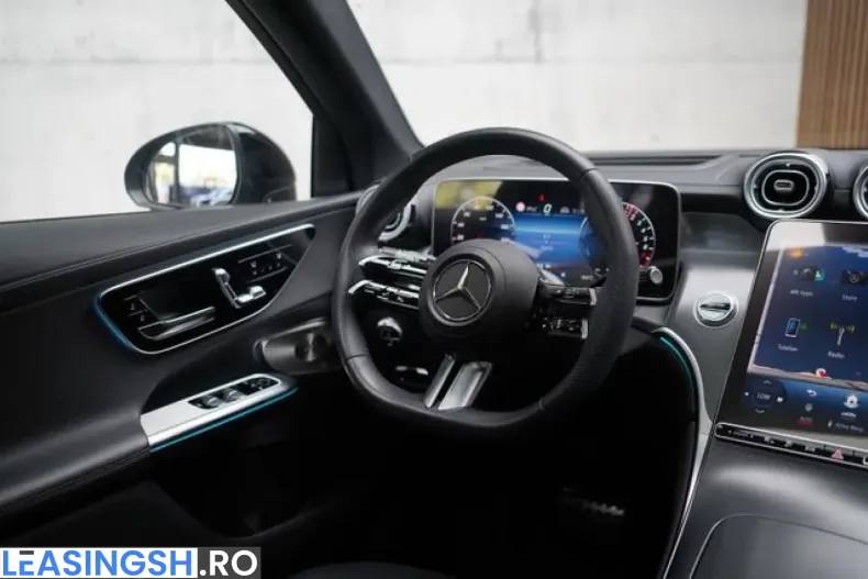 Mercedes-Benz GLC 300 (Clasa GLC) din 2023 cu 35.500 km - oferta MER259343 - foto 17