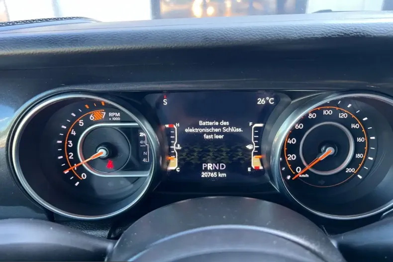 Jeep Wrangler din 2022 cu 20.765 km - oferta JEE259348 - foto 18