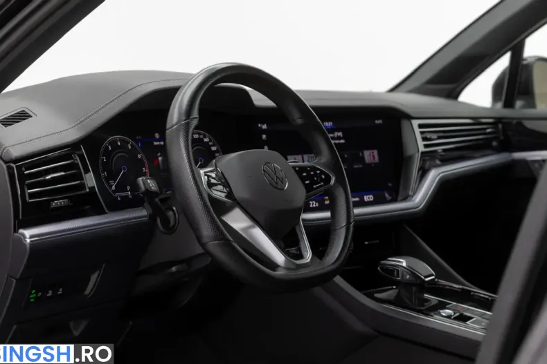 Volkswagen Touareg din 2022 cu 78.700 km - oferta VOL259364 - foto 18