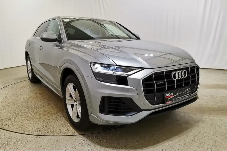 Audi Q8 din 2022 cu 74.860 km - oferta AUD259368 - foto 1