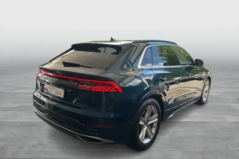 Audi Q8 din 2021 cu 62.604 km - oferta AUD259369 - foto 4