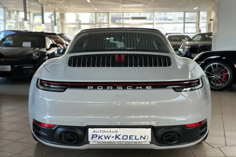 Porsche 992 din 2022 cu 19.800 km - oferta POR259372 - foto 6