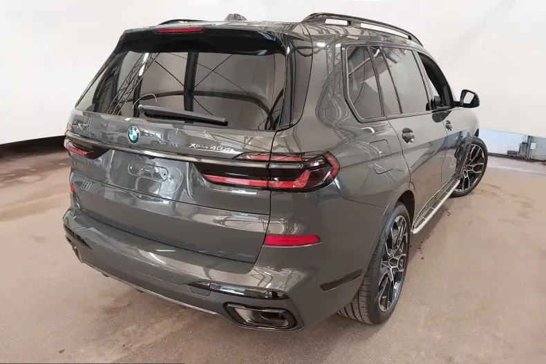 BMW X7 (Seria X) din 2025 cu 23.901 km - oferta BMW259409 - foto 2