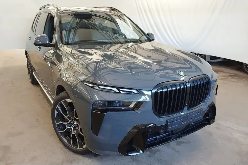 BMW X7 (Seria X) din 2025 cu 23.901 km - oferta BMW259409 - foto 3