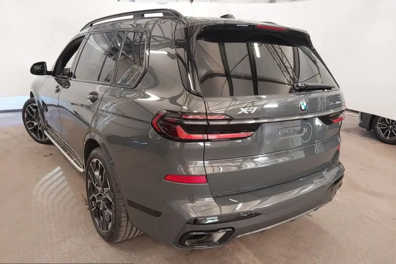 BMW X7 (Seria X) din 2025 cu 23.901 km - oferta BMW259409 - foto 4