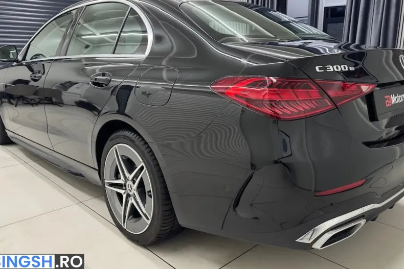 Mercedes-Benz C 300 (Clasa C) din 2023 cu 52.983 km - oferta MER259428 - foto 11