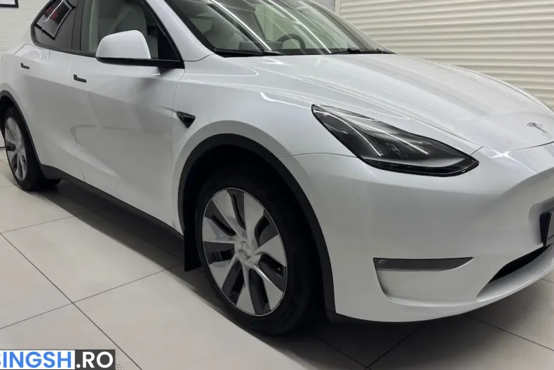 Tesla Model Y din 2023 cu 61.836 km - oferta TES259431 - foto 3