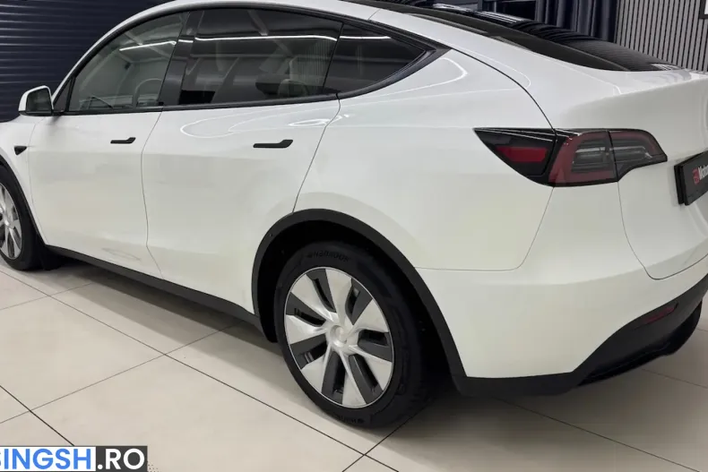 Tesla Model Y din 2023 cu 61.836 km - oferta TES259431 - foto 4