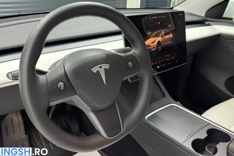 Tesla Model Y din 2023 cu 61.836 km - oferta TES259431 - foto 5