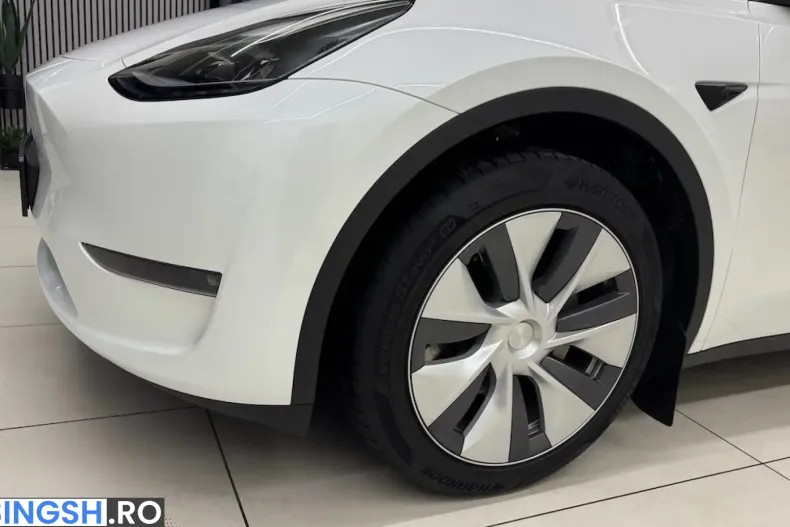 Tesla Model Y din 2023 cu 61.836 km - oferta TES259431 - foto 6