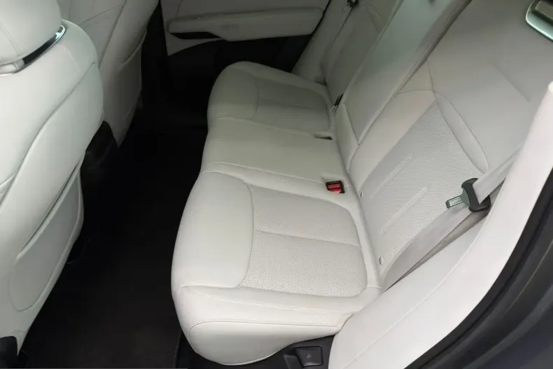 XPENG G6 din 2025 cu 4.100 km - oferta XPE259467 - foto 33