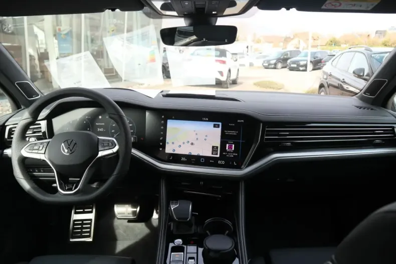 Volkswagen Touareg din 2025 cu 19.900 km - oferta VOL259489 - foto 10