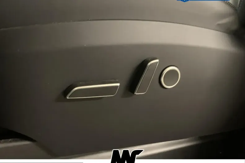 Tesla Model X din 2024 cu 54.050 km - oferta TES259490 - foto 11