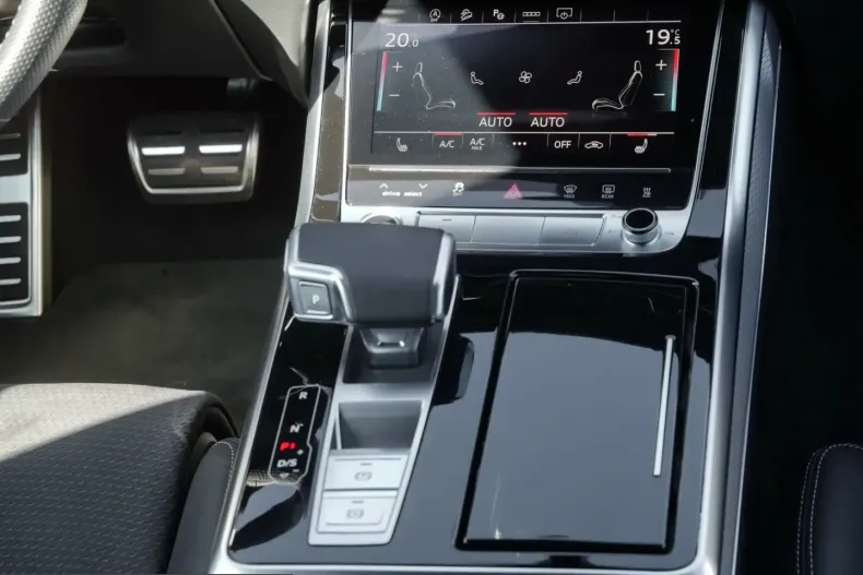 Audi Q8 din 2025 cu 48.500 km - oferta AUD259502 - foto 7