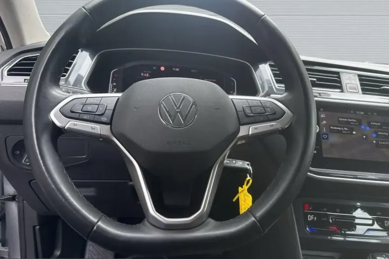 Volkswagen Tiguan Allspace din 2025 cu 27.884 km - oferta VOL259510 - foto 14