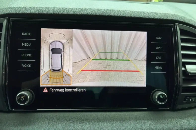 Skoda Karoq din 2025 cu 24.132 km - oferta SKO259512 - foto 18