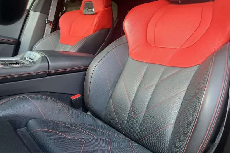 BMW XM (Seria X) din 2025 cu 17.900 km - oferta BMW259524 - foto 12