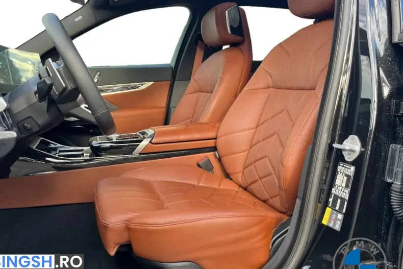 BMW 750 (Seria 7) din 2025 cu 29.980 km - oferta BMW259525 - foto 6