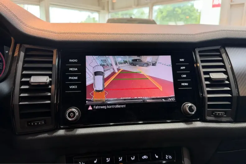 Skoda Kodiaq din 2023 cu 79.050 km - oferta SKO259533 - foto 15