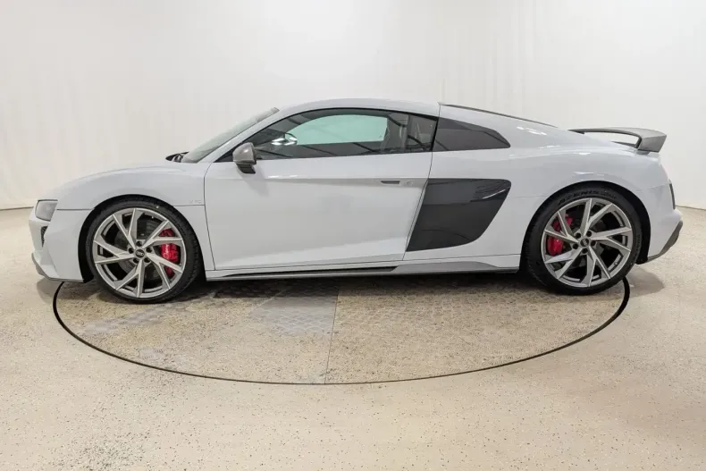 Audi R8 din 2023 cu 39.800 km - oferta AUD259545 - foto 2