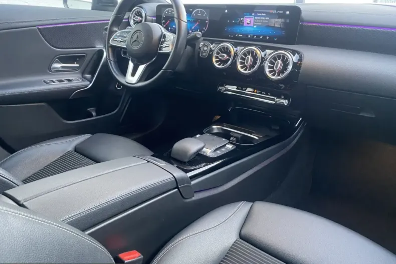 Mercedes-Benz CLA 250 (Clasa CLA) din 2023 cu 66.000 km - oferta MER259551 - foto 5