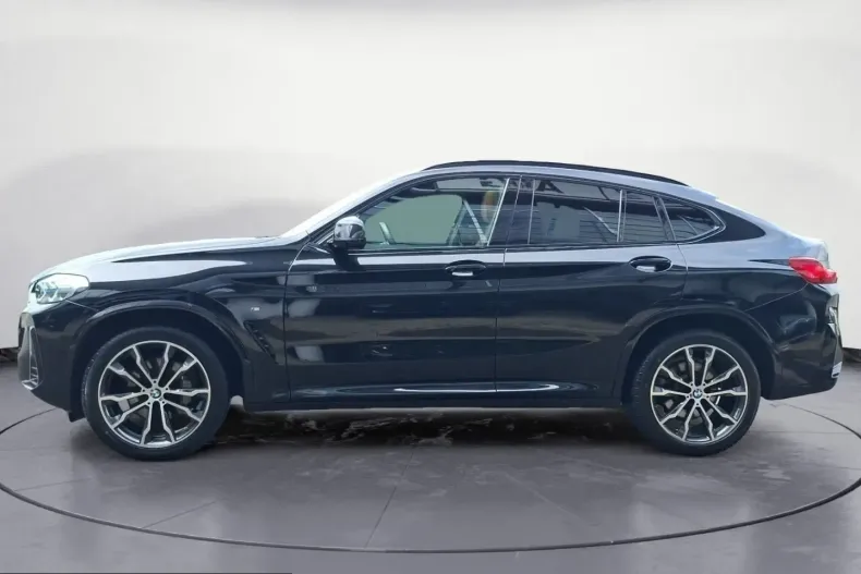 BMW X4 (Seria X) din 2023 cu 45.990 km - oferta BMW259554 - foto 3
