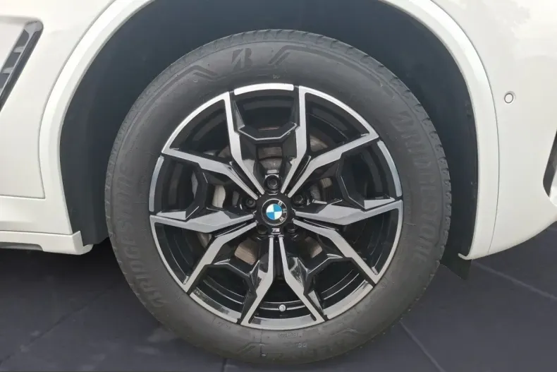 BMW X4 (Seria X) din 2023 cu 40.900 km - oferta BMW259562 - foto 6