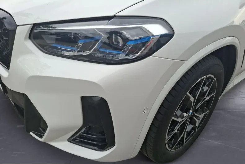 BMW X4 (Seria X) din 2023 cu 40.900 km - oferta BMW259562 - foto 8