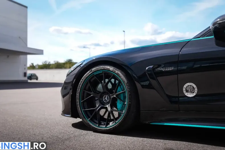 Mercedes-Benz AMG GT (Clasa GT) din 2025 cu 2.800 km - oferta MER259577 - foto 5
