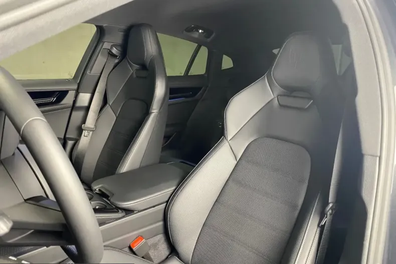 Porsche Panamera din 2025 cu 19.900 km - oferta POR259583 - foto 11