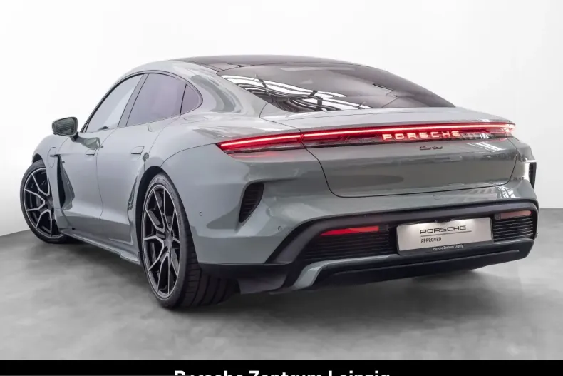 Porsche Taycan din 2025 cu 22.761 km - oferta POR259584 - foto 3