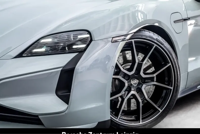 Porsche Taycan din 2025 cu 22.761 km - oferta POR259584 - foto 8