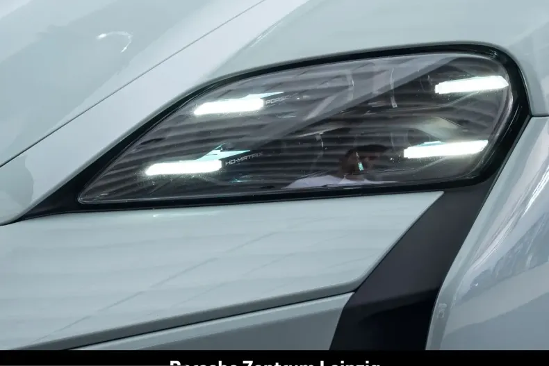 Porsche Taycan din 2025 cu 22.761 km - oferta POR259584 - foto 9