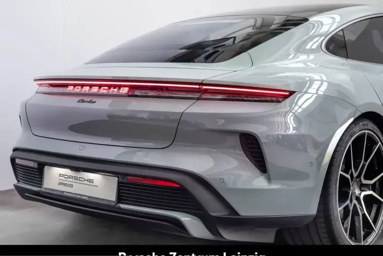 Porsche Taycan din 2025 cu 22.761 km - oferta POR259584 - foto 13