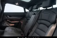 Porsche Taycan din 2025 cu 22.761 km - oferta POR259584 - foto 18