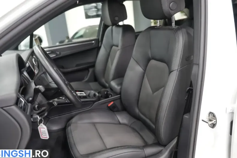 Porsche Macan din 2022 cu 48.656 km - oferta POR259601 - foto 9