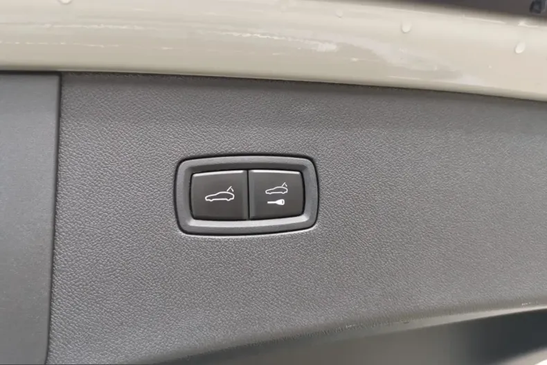 Porsche Cayenne din 2025 cu 14.500 km - oferta POR259604 - foto 38