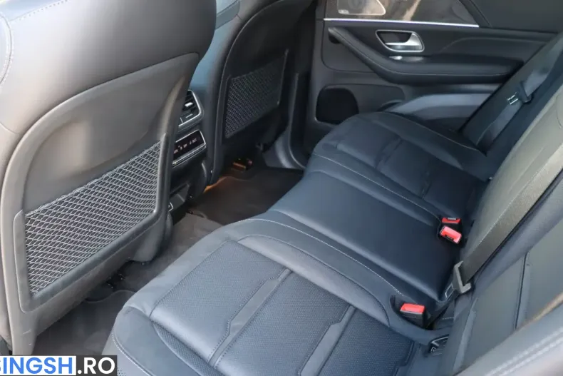 Mercedes-Benz GLE 63 AMG (Clasa GLE) din 2024 cu 13.999 km - oferta MER259606 - foto 13