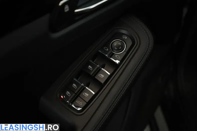 Porsche Macan din 2024 cu 38.000 km - oferta POR259620 - foto 15