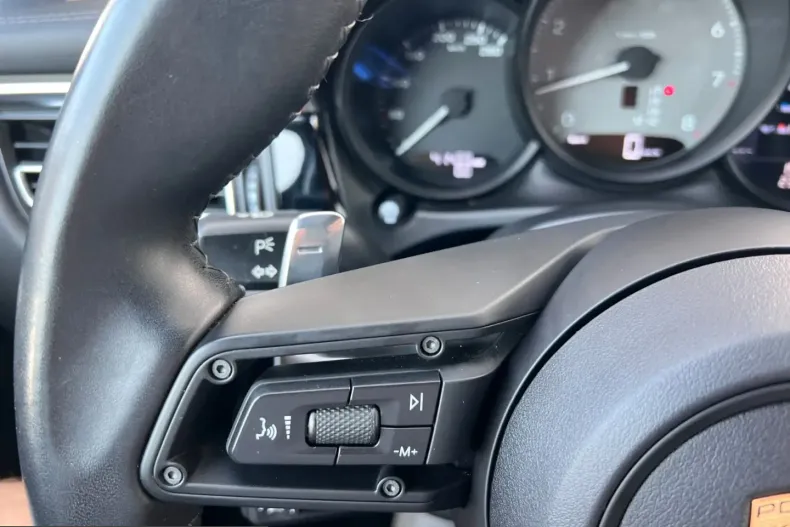 Porsche Macan din 2024 cu 44.900 km - oferta POR259623 - foto 34