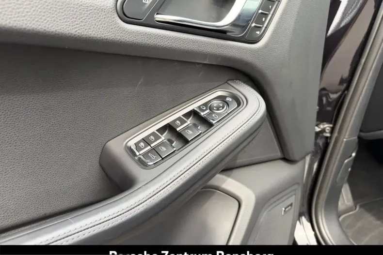 Porsche Macan din 2024 cu 42.500 km - oferta POR259624 - foto 34
