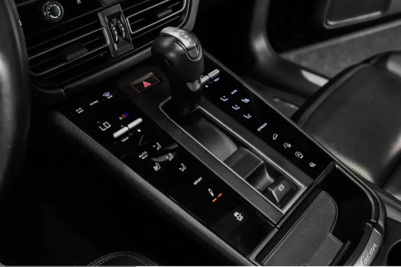 Porsche Macan din 2023 cu 44.490 km - oferta POR259627 - foto 9