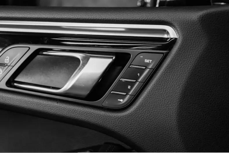 Porsche Macan din 2023 cu 44.490 km - oferta POR259627 - foto 25