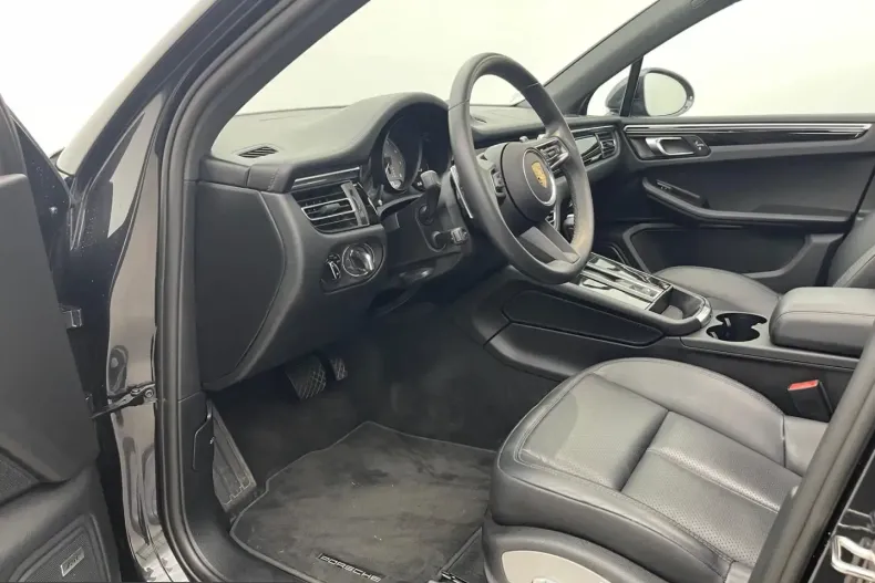 Porsche Macan din 2024 cu 27.589 km - oferta POR259629 - foto 7