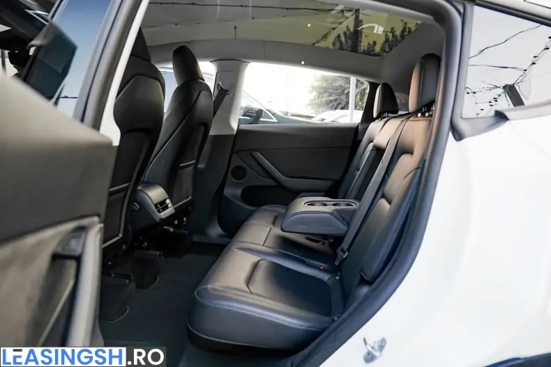 Tesla Model Y din 2023 cu 74.000 km - oferta TES259630 - foto 3