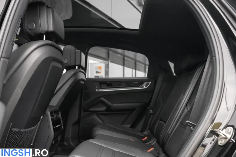 Porsche Cayenne din 2025 cu 37.090 km - oferta POR259631 - foto 11