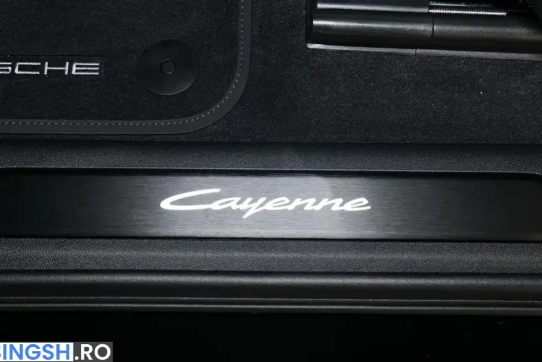 Porsche Cayenne din 2026 cu 7.900 km - oferta POR259638 - foto 13