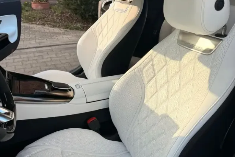 Mercedes-Benz AMG GT (Clasa GT) din 2024 cu 5.500 km - oferta MER259666 - foto 5